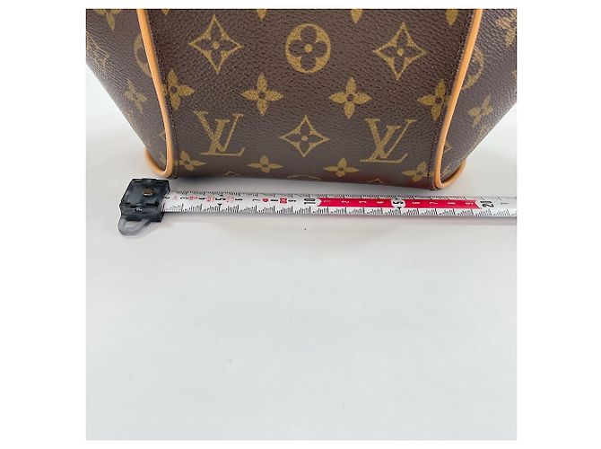 Bolso Louis Vuitton Ellipse PM Castaño - vista 4