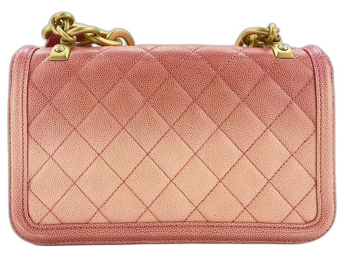 Borsa a tracolla Chanel Matelassé rosa - vista 3