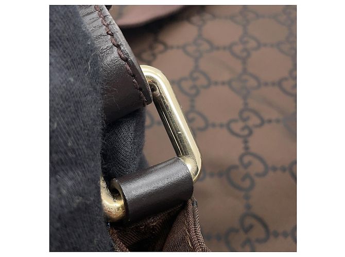 Borsa a tracolla Gucci in nylon marrone - vista 10