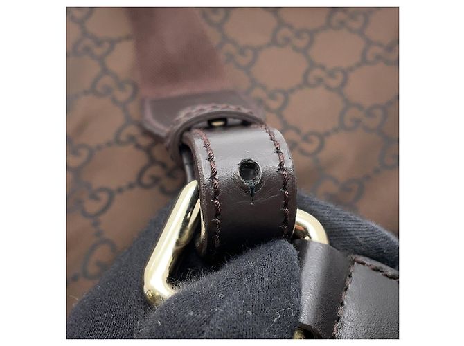 Borsa a tracolla Gucci in nylon marrone - vista 13