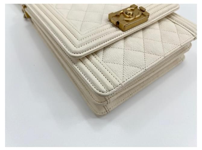 Borsa a tracolla verticale Chanel Boy Bianco - vista 7