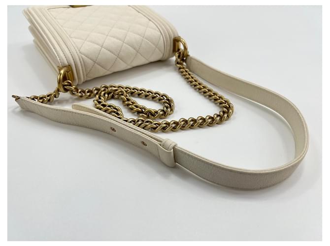 Borsa a tracolla verticale Chanel Boy Bianco - vista 8