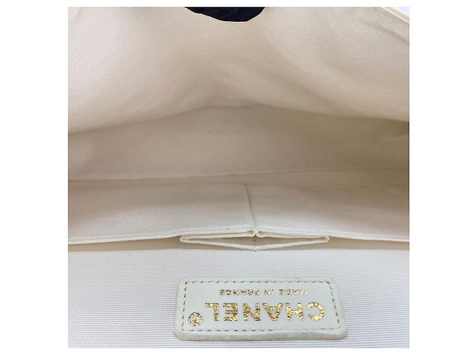 Borsa a Spalla Chanel Matelassé 25 Double Flap Bianco - vista 14