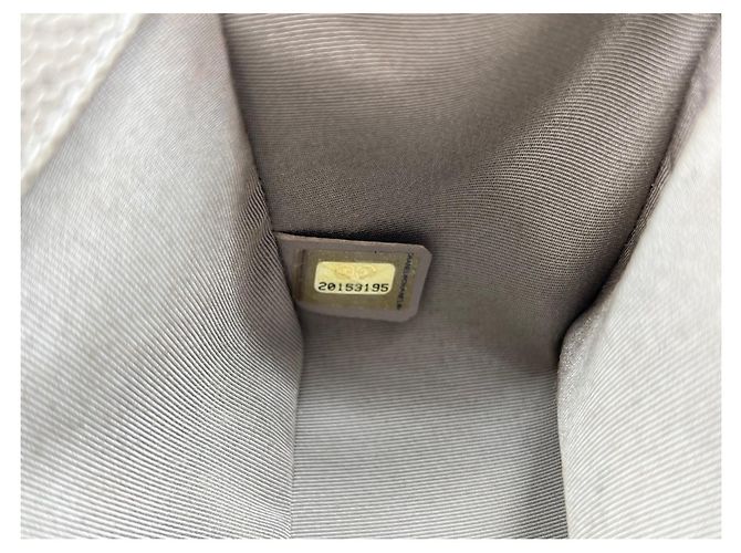 Chanel Boy Schultertasche in Grau Braun - Ansicht 13