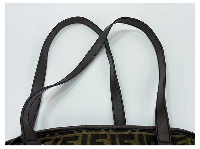 Borsa a tracolla Fendi in tela marrone - vista 10