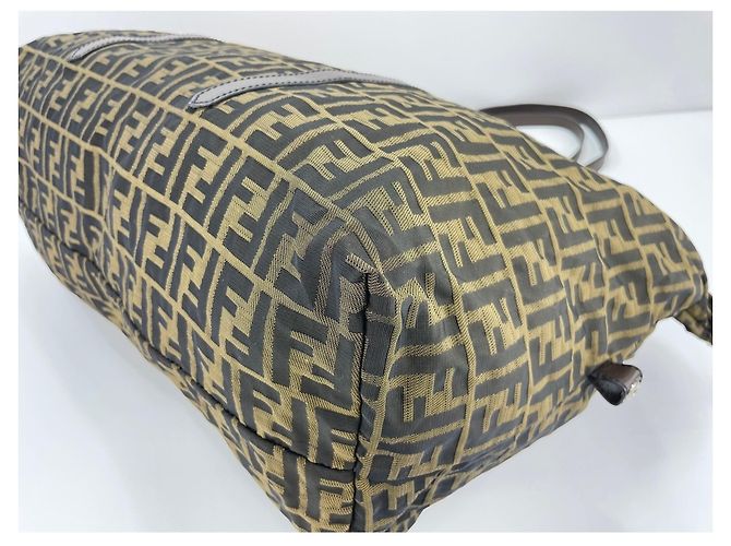 Borsa a tracolla Fendi in tela marrone - vista 7