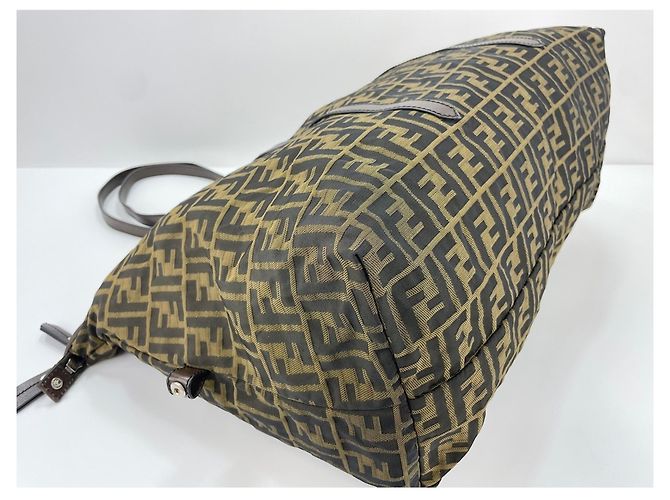 Borsa a tracolla Fendi in tela marrone - vista 8