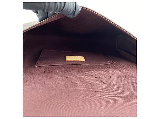 Borsa a Spalla Louis Vuitton Favorite MM Marrone - vista 11