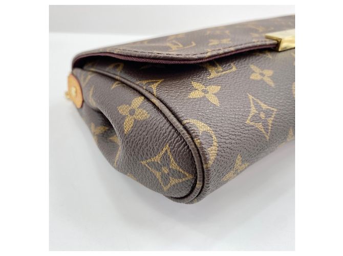 Borsa a Spalla Louis Vuitton Favorite MM Marrone - vista 7
