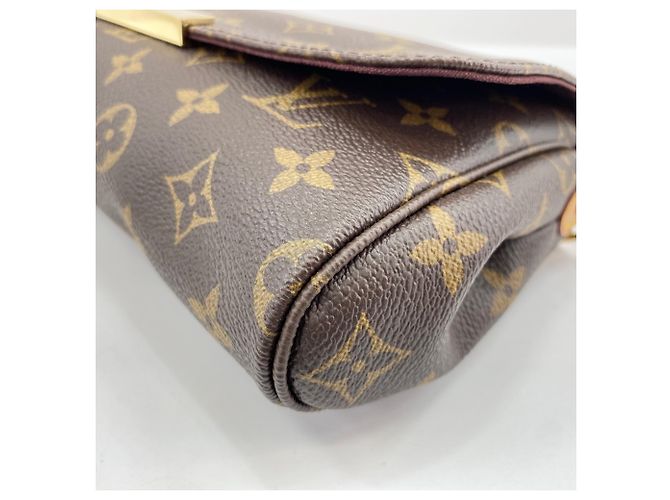 Borsa a Spalla Louis Vuitton Favorite MM Marrone - vista 8