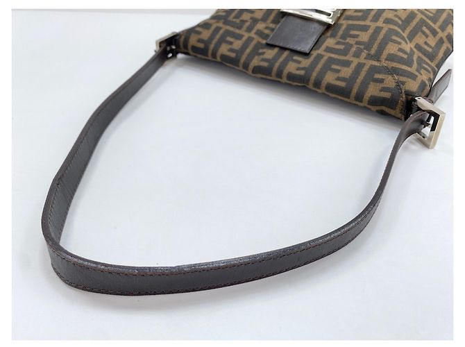 Borsa a tracolla Fendi Mamma Bucket Marrone - vista 10