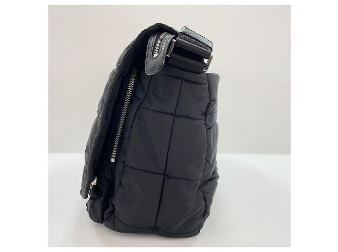 Prada PRADA Triangle Plate Schultertasche Schwarz - Ansicht 5
