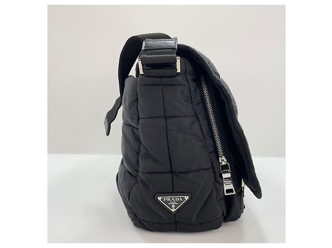 Prada PRADA Triangle Plate Schultertasche Schwarz - Ansicht 6