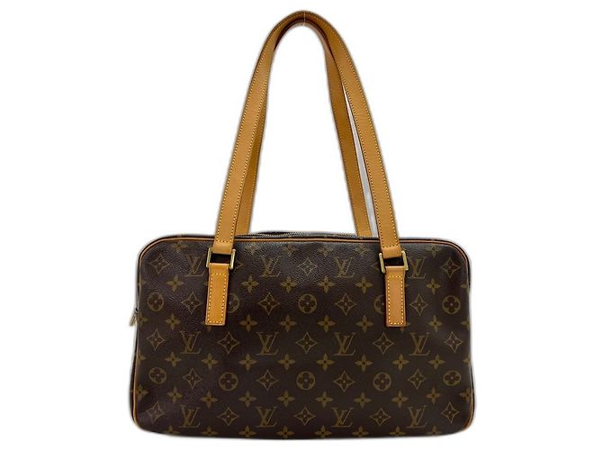 Bolsa de ombro Louis Vuitton Cite em marrom - vista 3