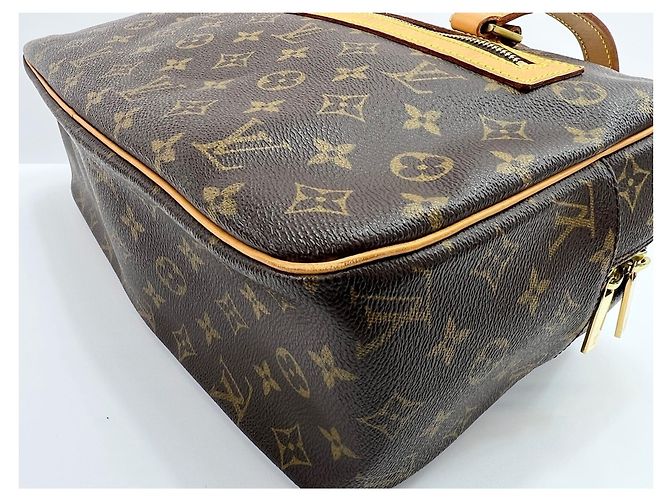 Bolsa de ombro Louis Vuitton Cite em marrom - vista 8