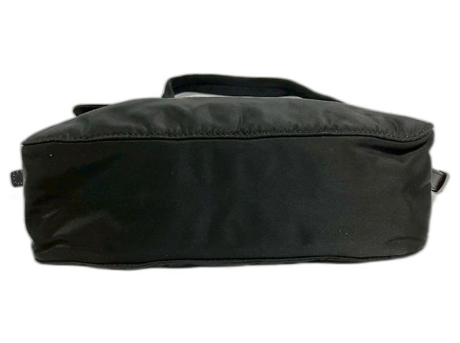Borsa a tracolla in nylon nero Prada - vista 3