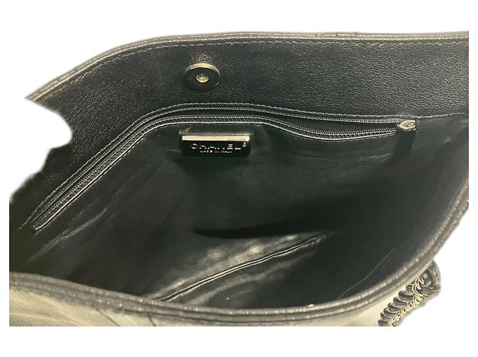 Borsa a tracolla Chanel in pelle nera Nero - vista 10