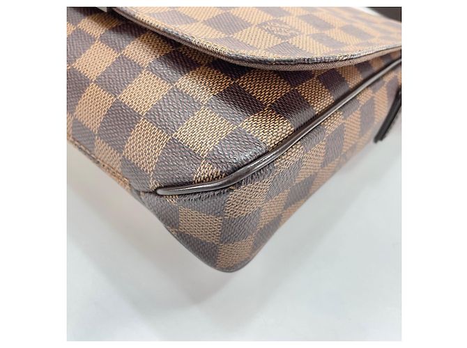 Borsa a tracolla Louis Vuitton District PM Marrone - vista 9