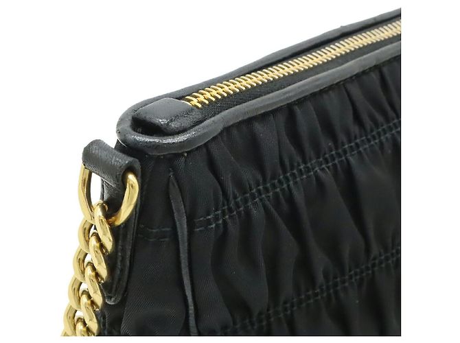 Borsa a tracolla in nylon arricciato e pelle Prada Nero - vista 4