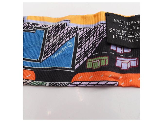 Sciarpa in seta Hermès Twilly PANTIN CITY Nero - vista 6