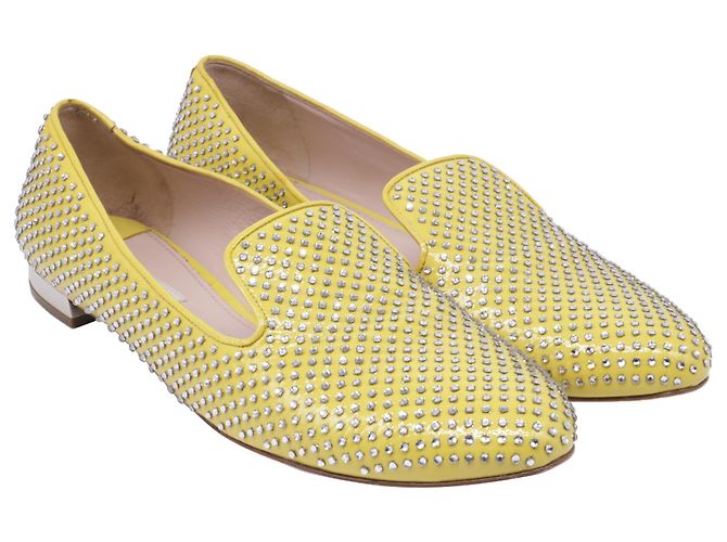 Bailarinas Miu Miu en charol amarillo con adornos de cristal - vista 3
