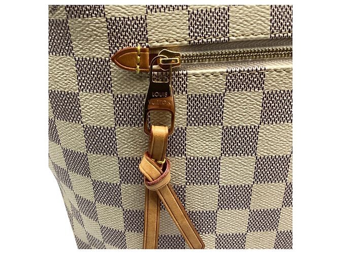 Louis Vuitton Lena Damier Azur MM Tote Bag aus weiß beschichtetem Canvas - Ansicht 13