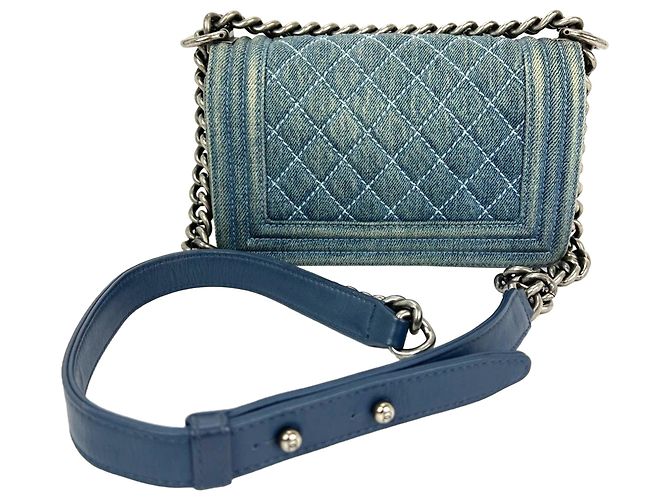Le Boy Chanel Boy Flap Small Quilted Denim Azul - vista 2