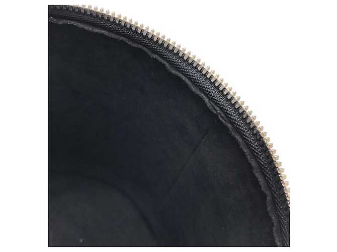 Borsa Louis Vuitton Cannes Epi Nero - vista 9