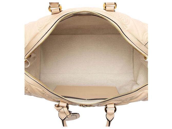 Gucci Borsa Duffle Jumbo GG Matelasse in pelle media Marrone Beige - vista 7
