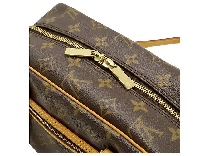 Louis Vuitton Cite Monogram Shoulder Bag Brown - view 7