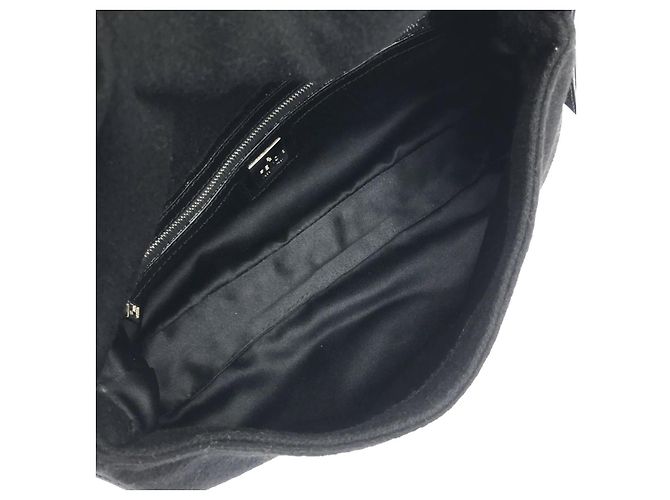 Borsa a tracolla Fendi Baguette in lana Nero - vista 7