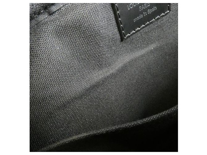 Bolsa de Ombro Louis Vuitton Ambre Ambre Preto - vista 9