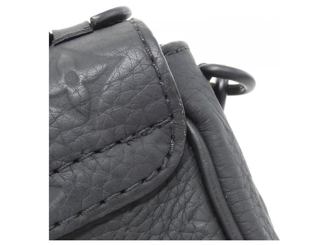 Borsa a tracolla Louis Vuitton Taurillon Monogram Pico S Lock Nero - vista 4