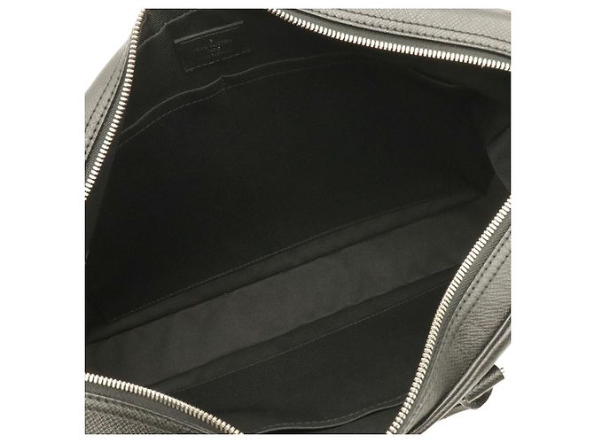 Borsa Business Louis Vuitton Taiga Nero - vista 7