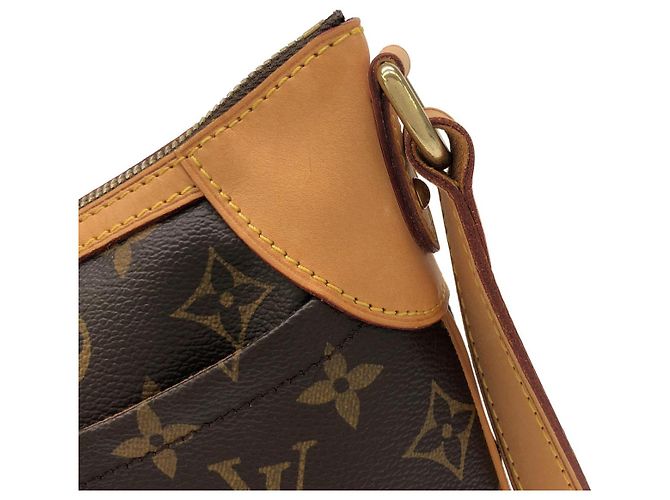Borsa a tracolla Louis Vuitton Odeon Monogram Marrone - vista 5