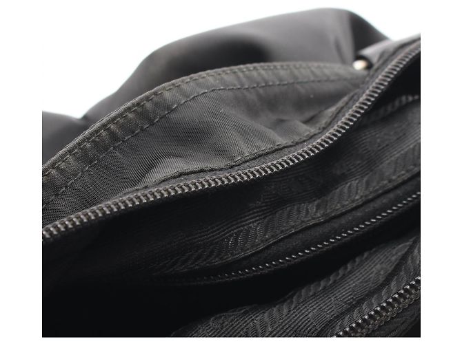 Sac à bandoulière en nylon et cuir Saffiano avec logo Triangle Prada Noir - vue 10