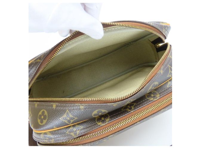 Borsa a tracolla Louis Vuitton Reporter PM Monogram Marrone - vista 14