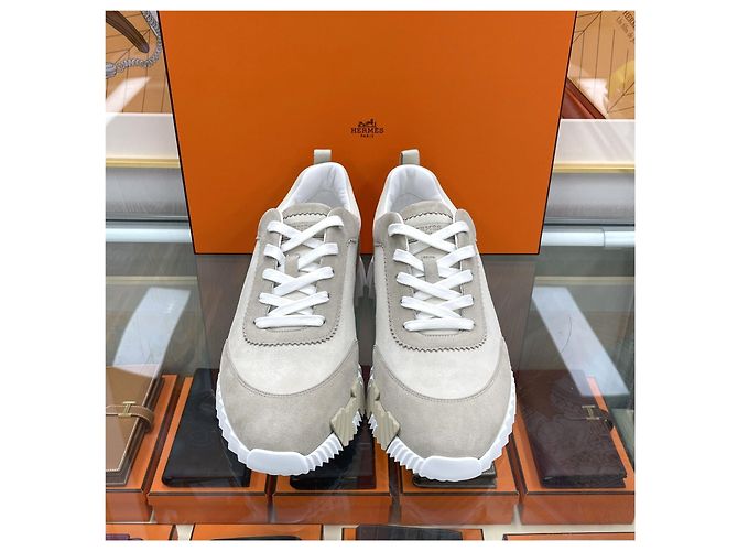 Hermès Baskets Bouncing en daim beige Marron - vue 4