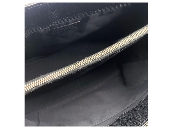 Chanel Borsa a Spalla Caviar Grand Shopping Nero - vista 14