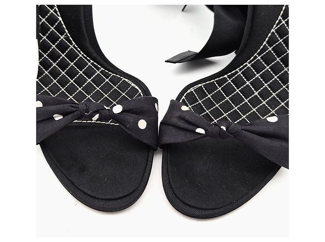 Dolce & Gabbana Sandali in raso trapuntato con lacci Nero - vista 4