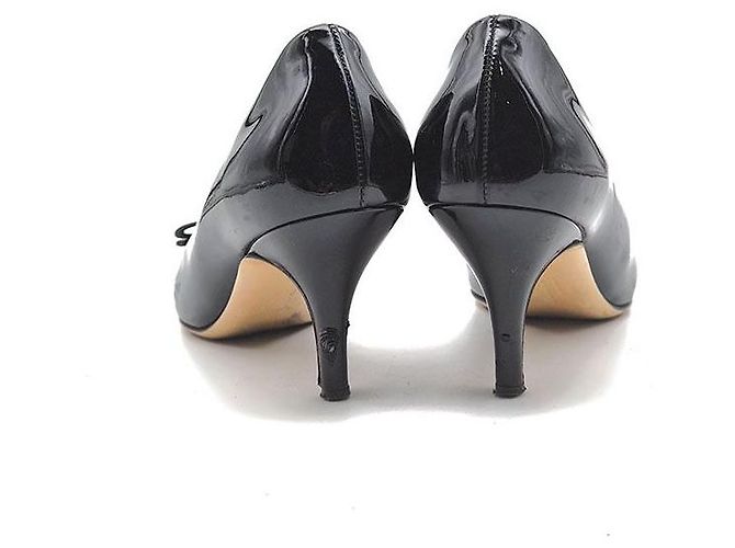 Salvatore Ferragamo Décolleté in vernice Nero - vista 5