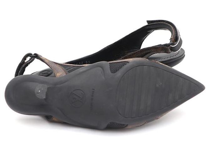 Louis Vuitton Décolleté Monogram Archlight Scarpe da donna Nero - vista 12