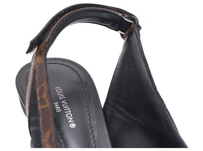 Louis Vuitton Décolleté Monogram Archlight Scarpe da donna Nero - vista 14
