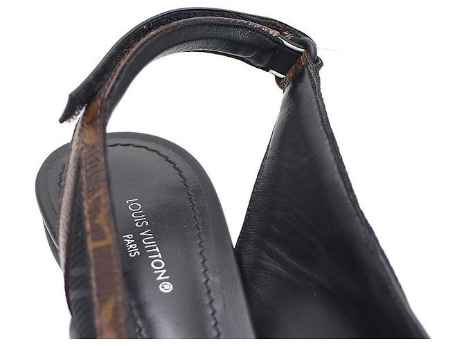 Louis Vuitton Décolleté Monogram Archlight Scarpe da donna Nero - vista 7