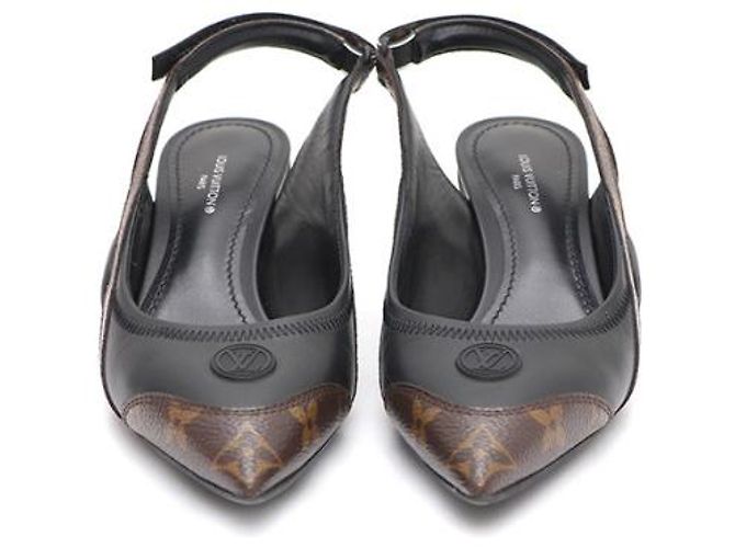 Louis Vuitton Décolleté Monogram Archlight Scarpe da donna Nero - vista 9