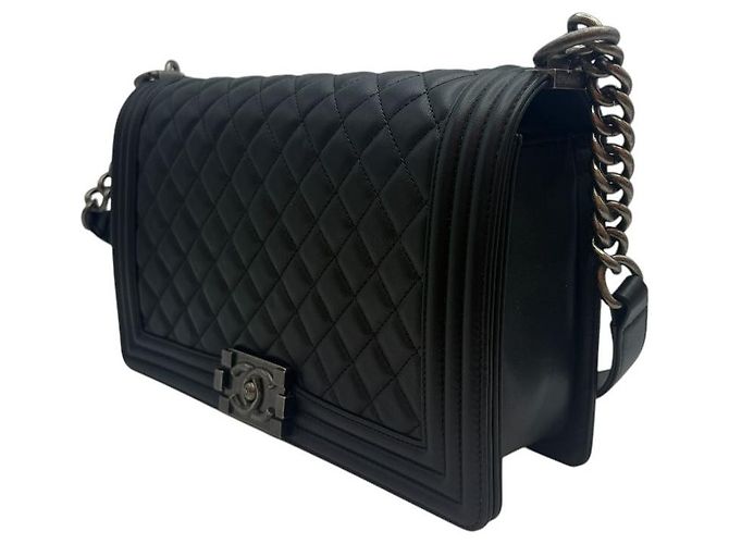 Chanel Borsa a tracolla Boy Bag Large Flap in agnello nero - vista 3