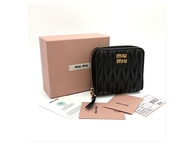 Miu Miu Cartera con cremallera acolchada negra Negro - vista 2