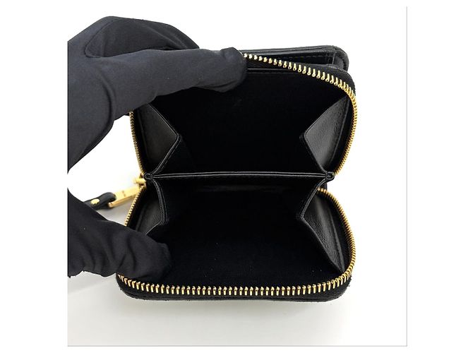 Miu Miu Cartera con cremallera acolchada negra Negro - vista 24