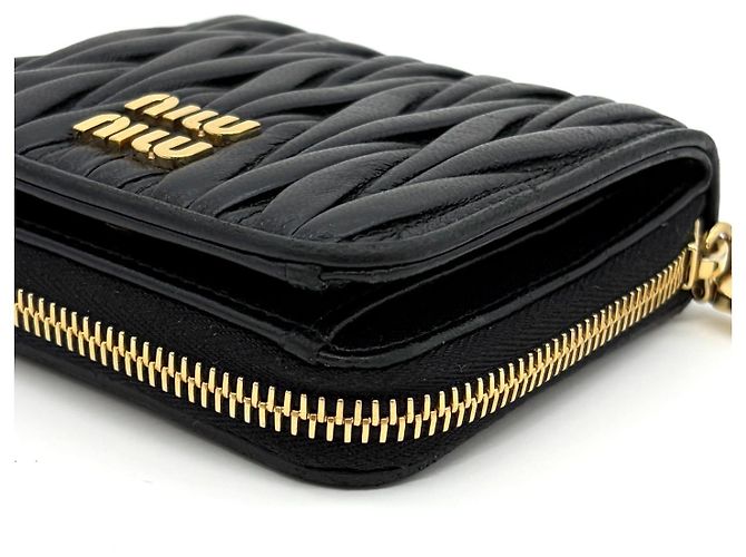 Miu Miu Cartera con cremallera acolchada negra Negro - vista 6