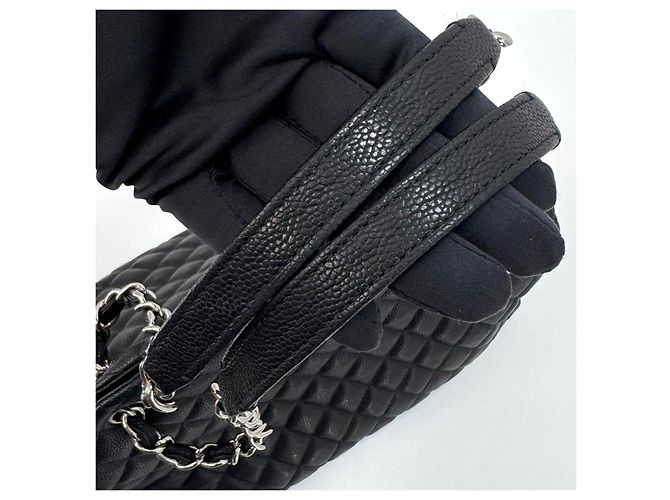 Chanel Borsa Bowling Mademoiselle in Caviar Nero - vista 11